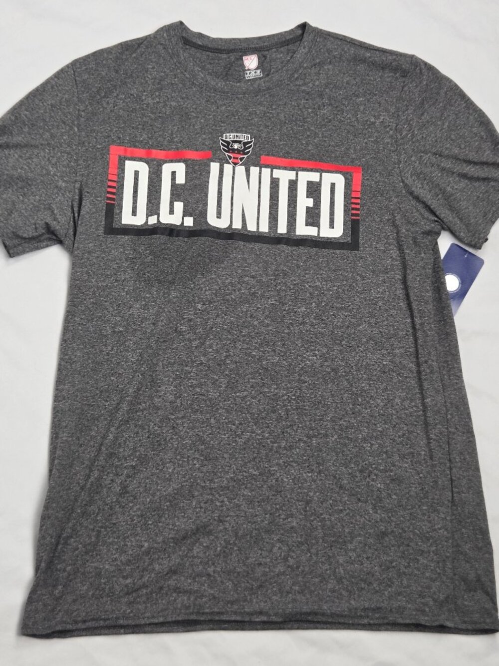 D.C. United MLS short-sleeve t-shirt mens size M